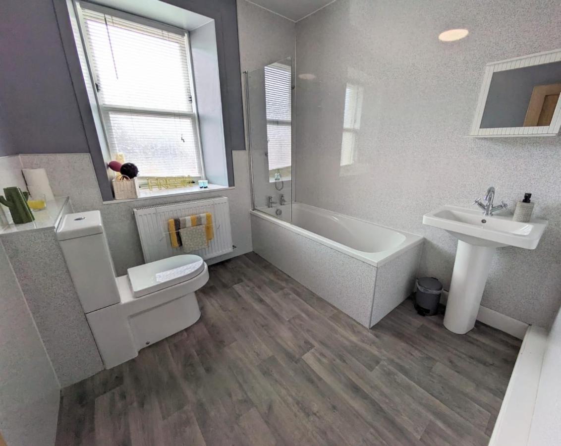 2 Bedroom Townhouse On Nc500, Wick, Highland 威克 外观 照片