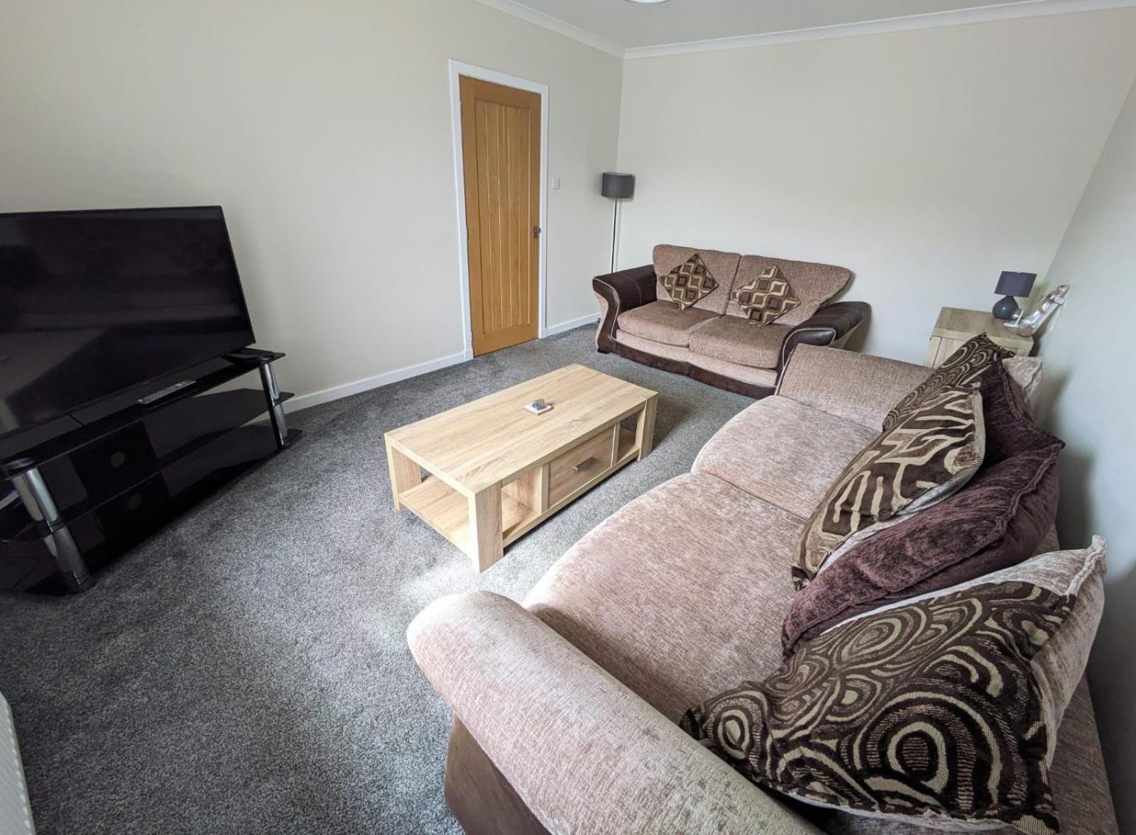 2 Bedroom Townhouse On Nc500, Wick, Highland 威克 外观 照片